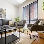 Superb Apartment At The Gallery, Baltic Triangle